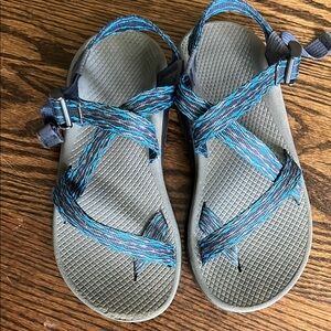Men’s Blue patterned Chacos